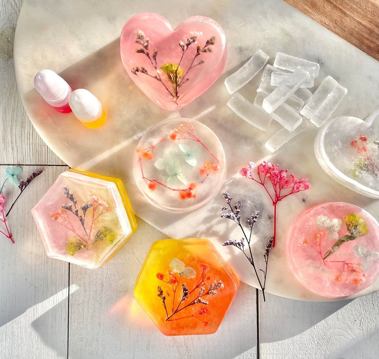 Wish&Craft Flower Power DIY Soaps