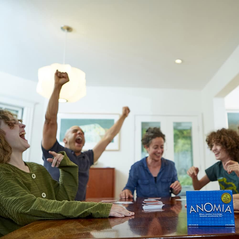 Anomia - Card Game