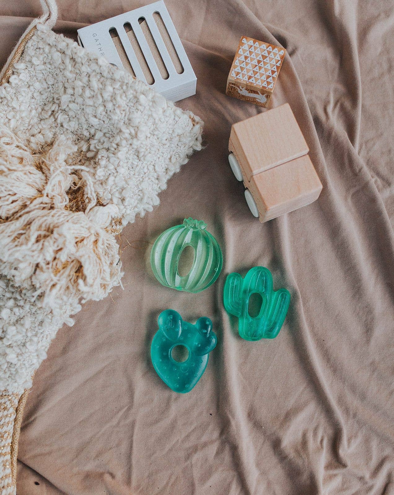 Cutie Coolers™ Water Filled Teethers (3-Pack)