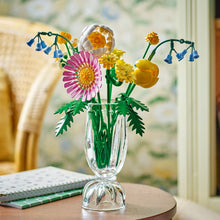 Botanicals Petite Sunny Bouquet