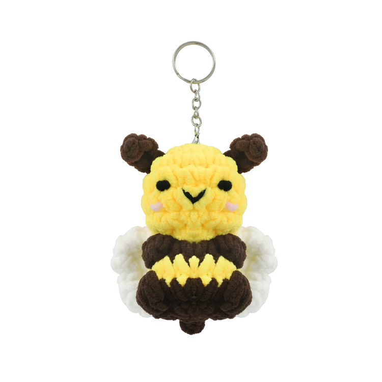 Plushy Yarn Keychain Kit - Bee