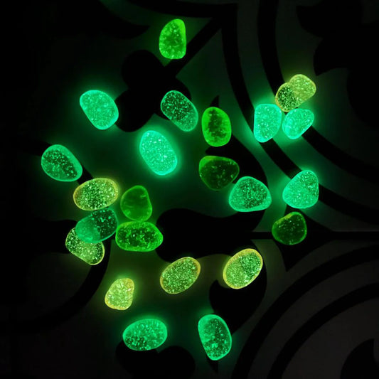 Petites Merveilles - Glow-in-the-Dark Meteorites
