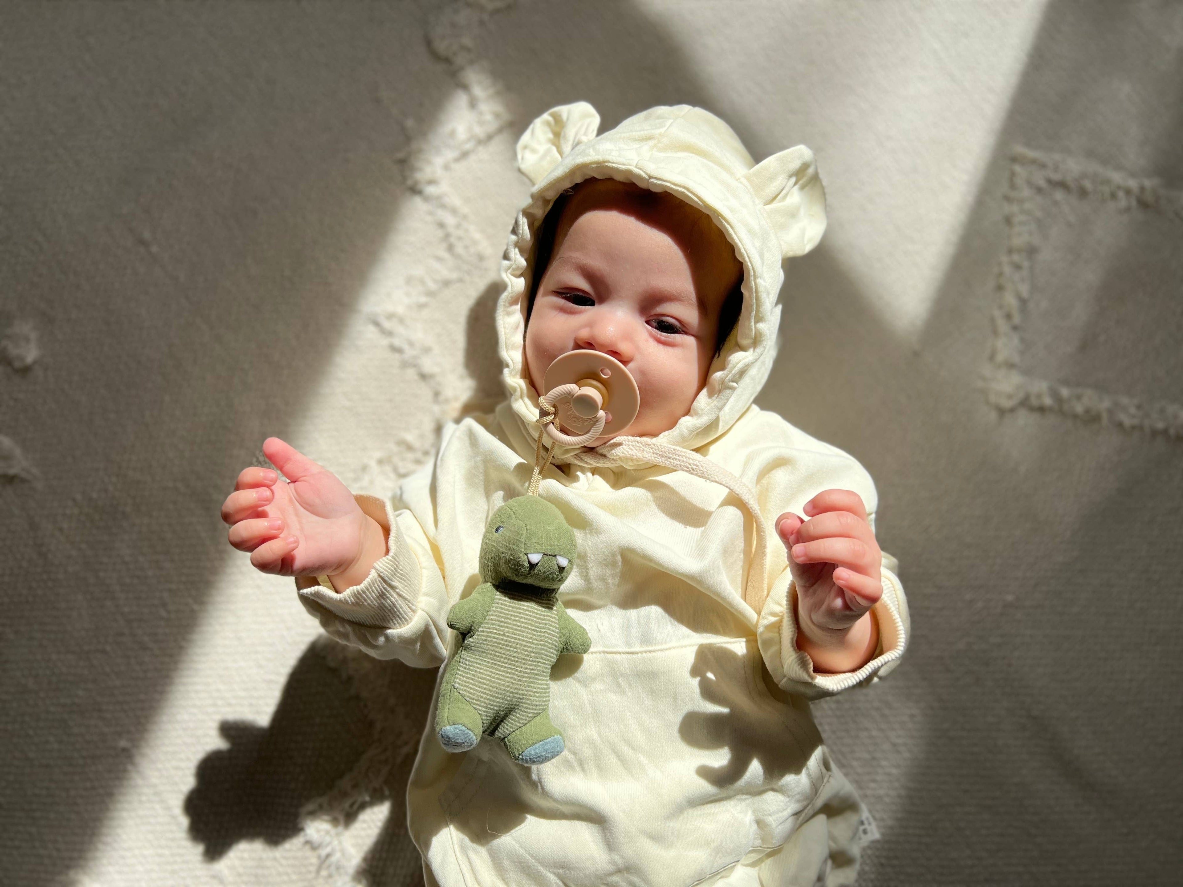 Itzy Soother™ Natural Rubber Paci Sets