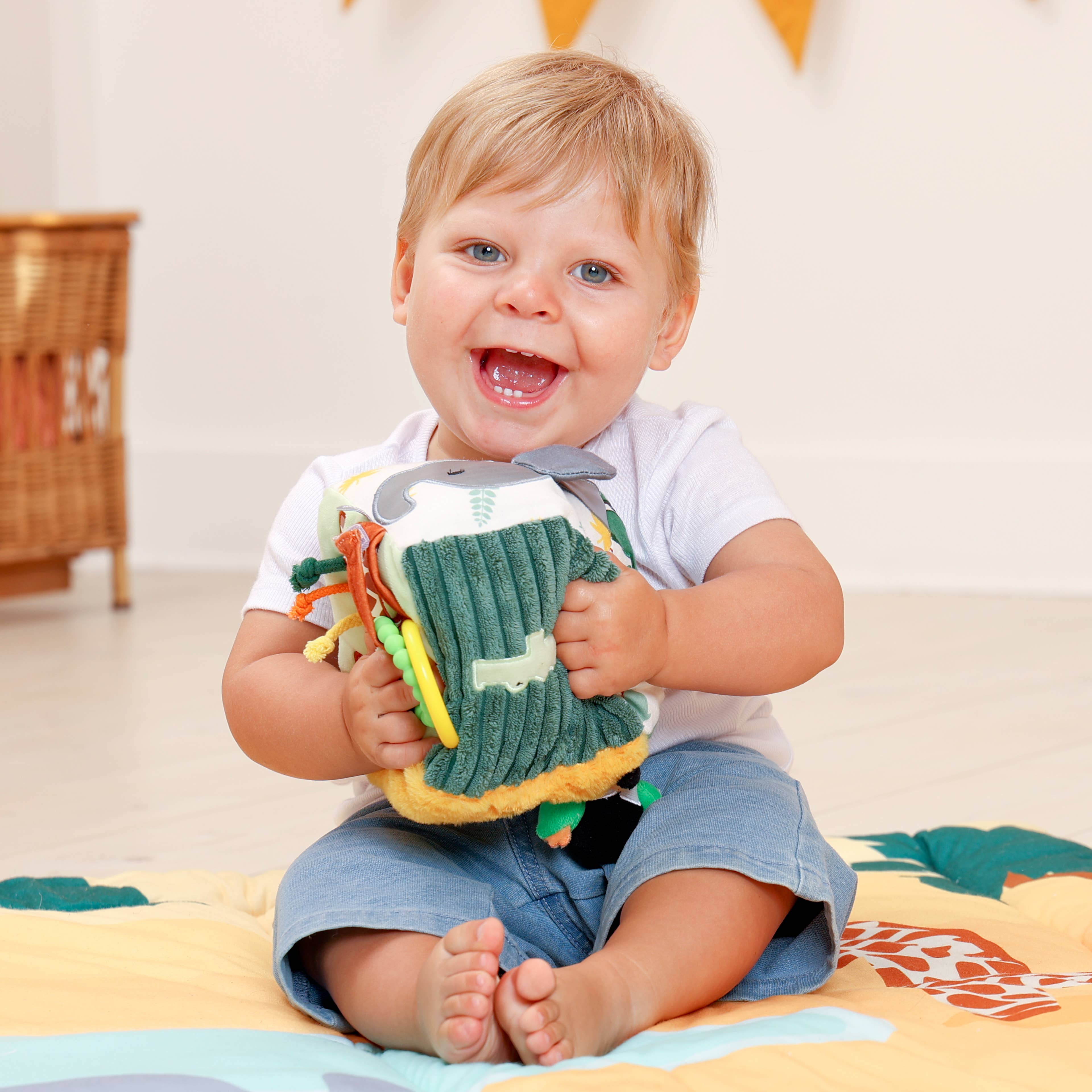 Activity Cube - Jungle - Sensory Toy