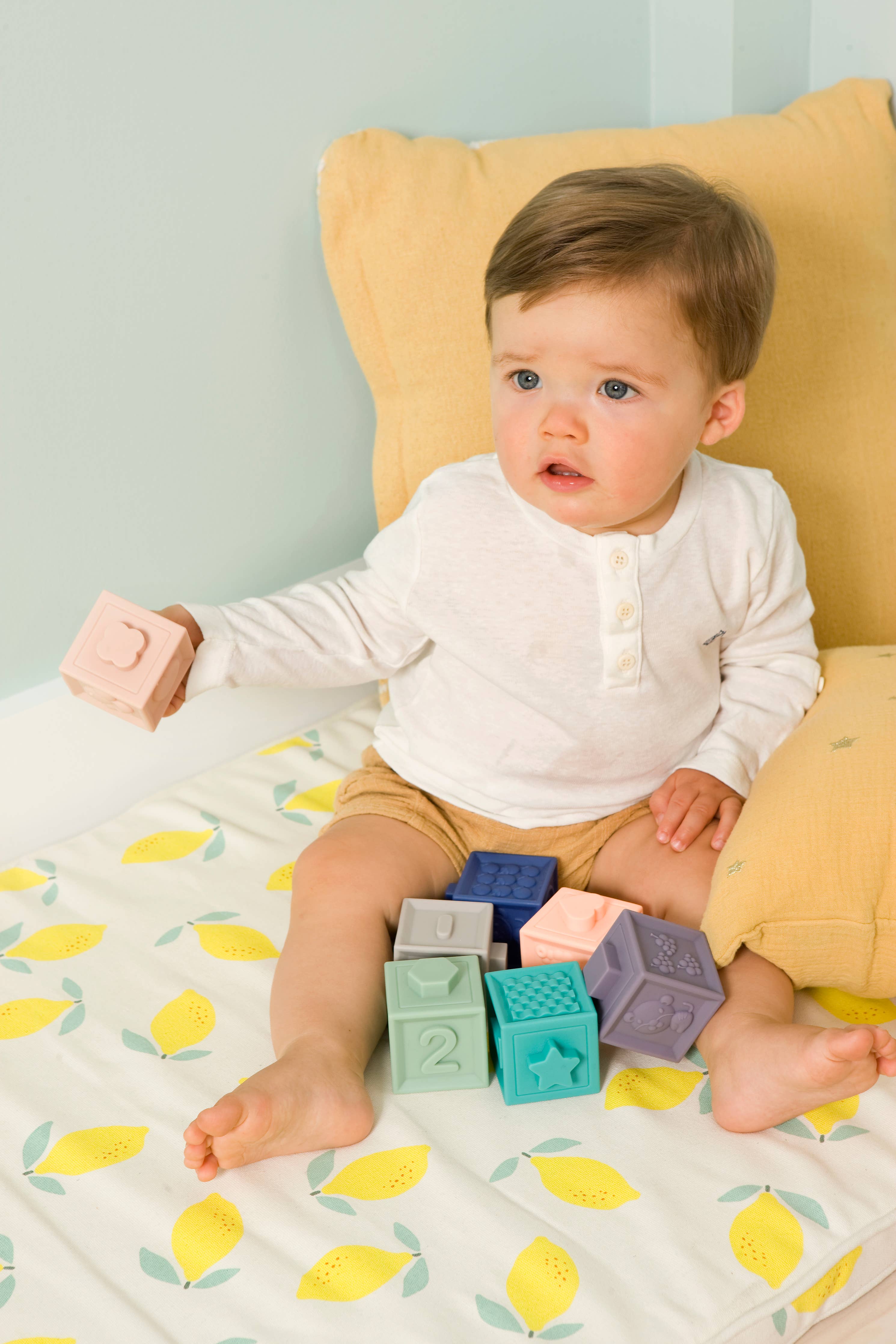 Discovery Learning Cubes