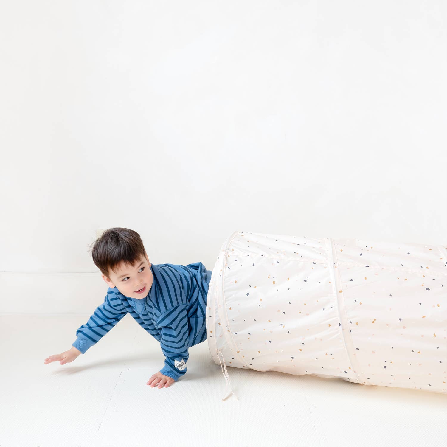 Play Tunnel with Eco-Friendly Recycled Fabric