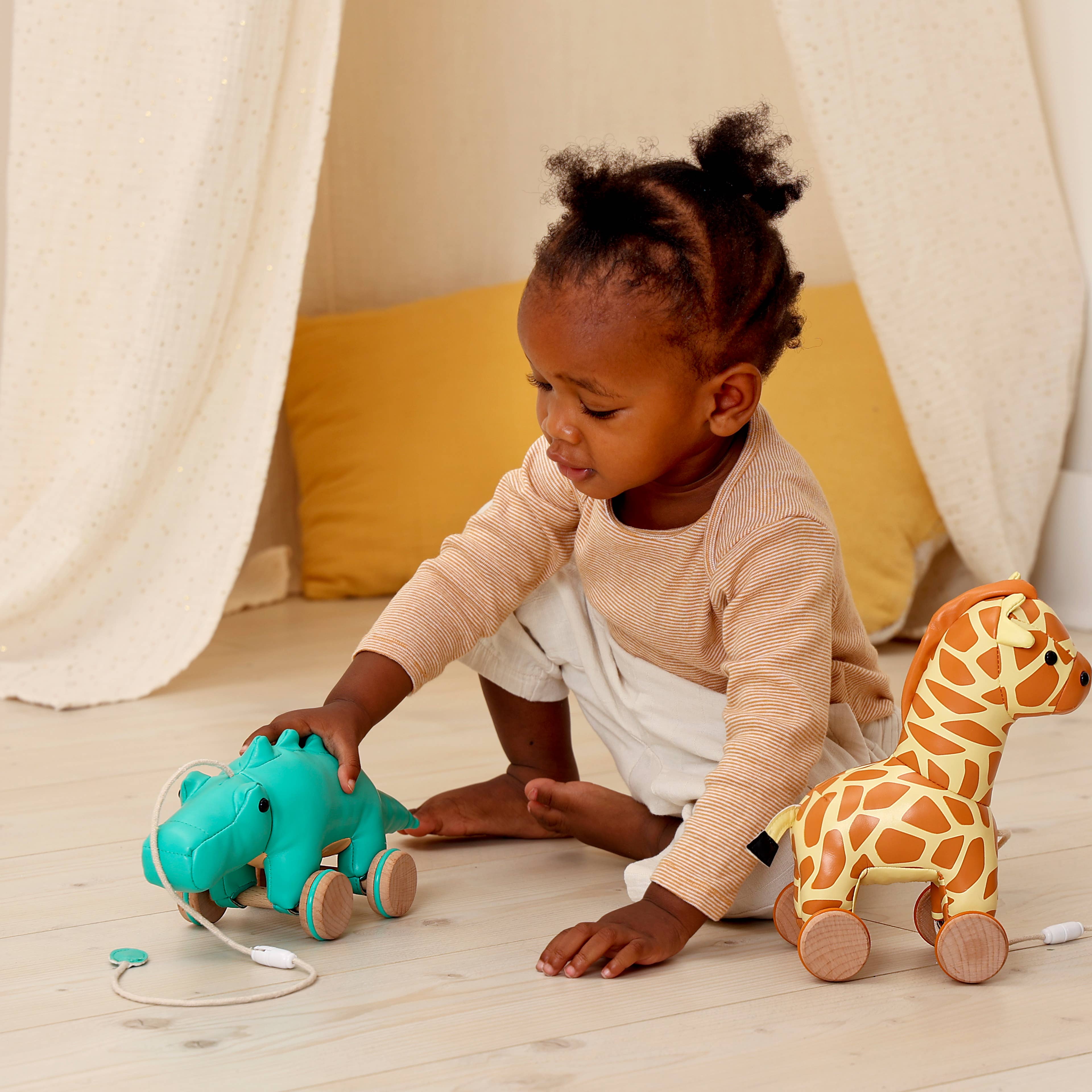 Pull Along Friends -Crocodile - Wheeled Toy