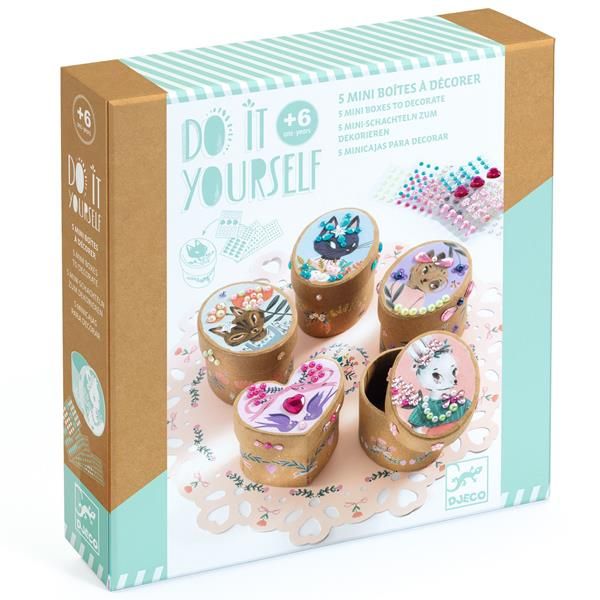 DIY / Mosaics and Stickers / Adorable