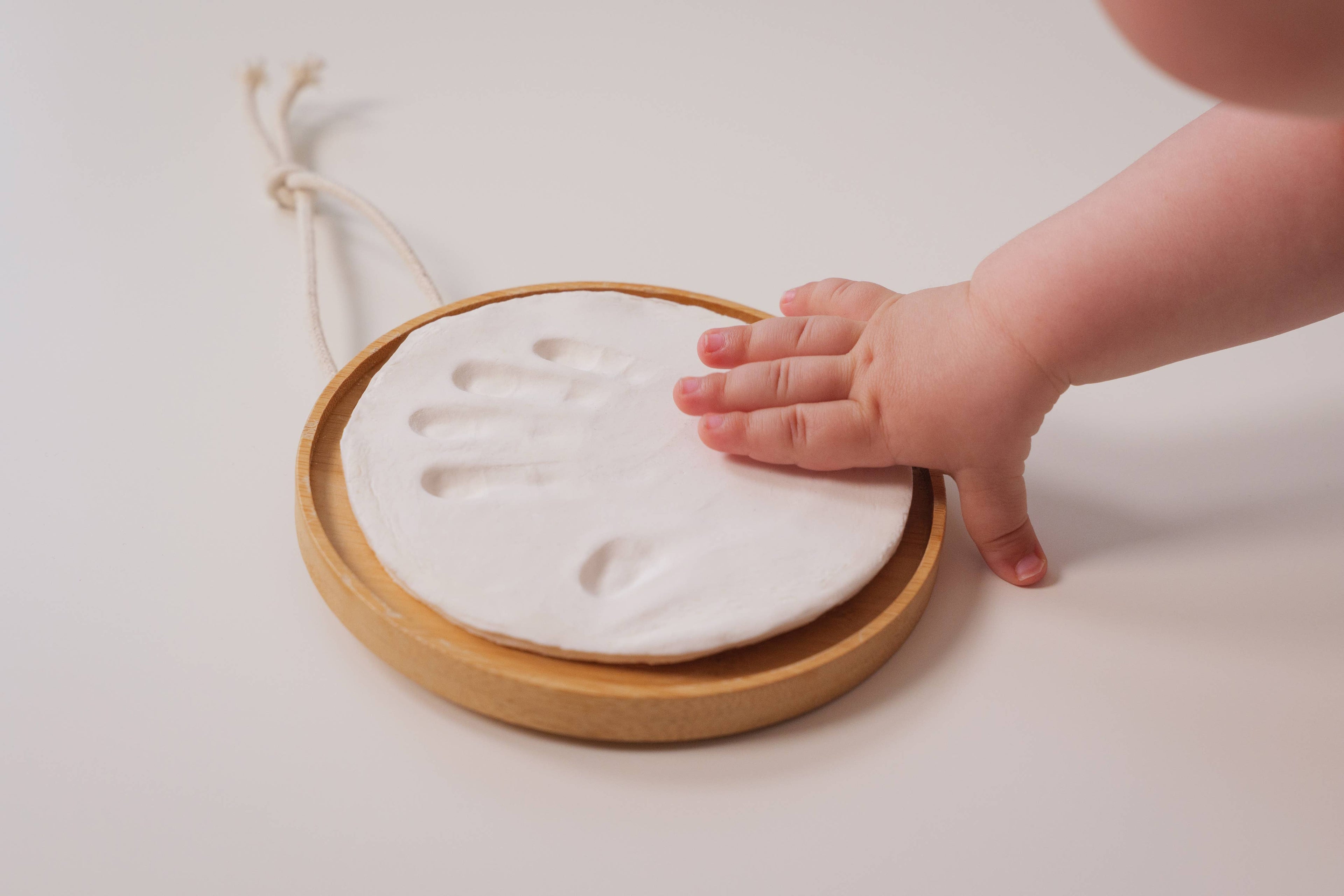 Wooden Medallion Keepsake|Baby Imprint Kit