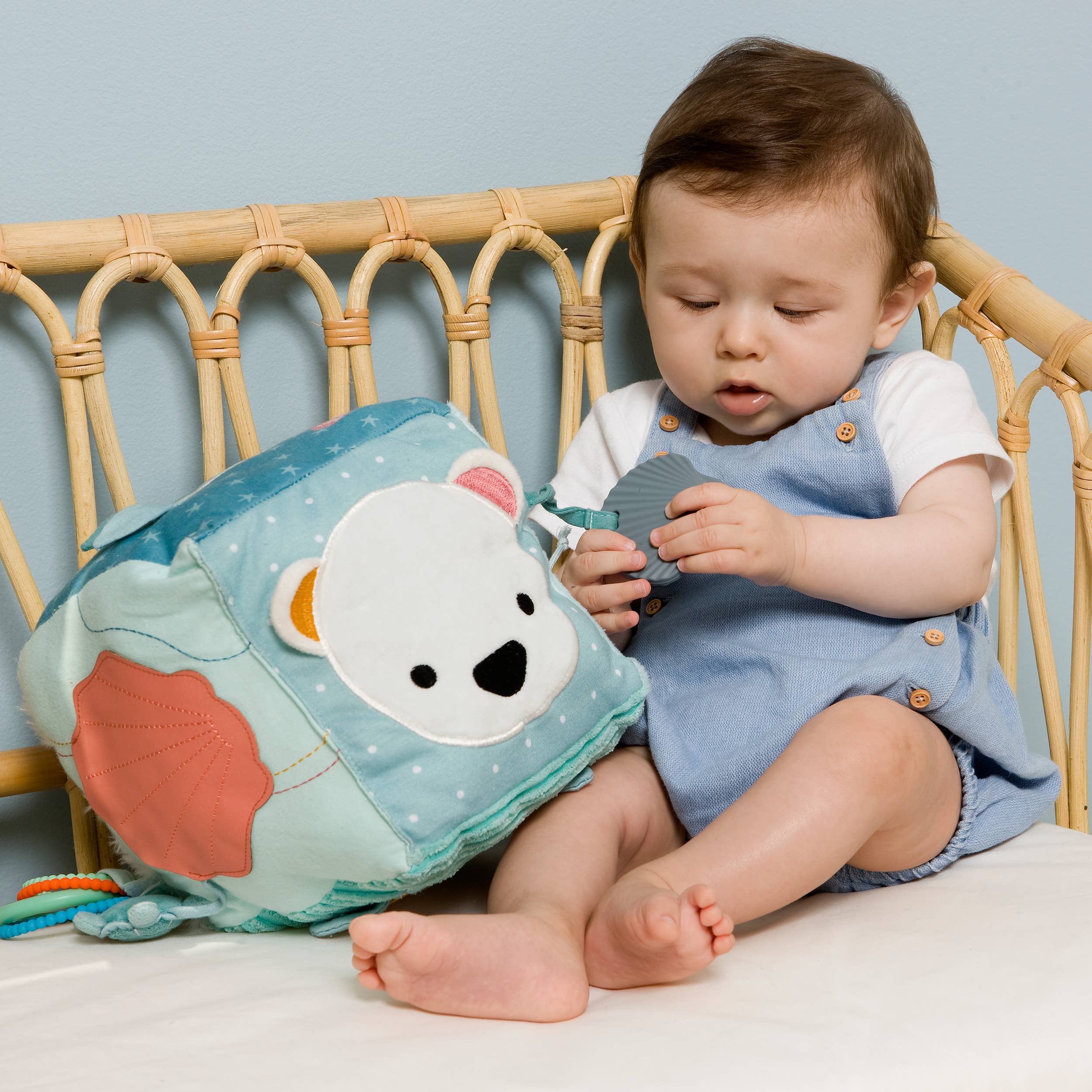 Activity Cube - Ocean - Sensory Toy