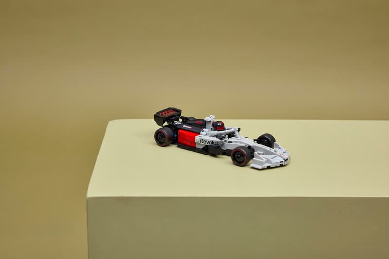 Lego: Audi Revolut F1® Team R26 Race Car