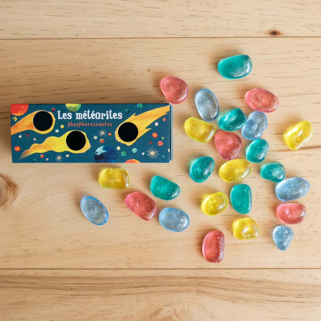 Petites Merveilles - Glow-in-the-Dark Meteorites